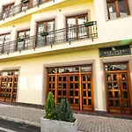 Sar'otel Boutique