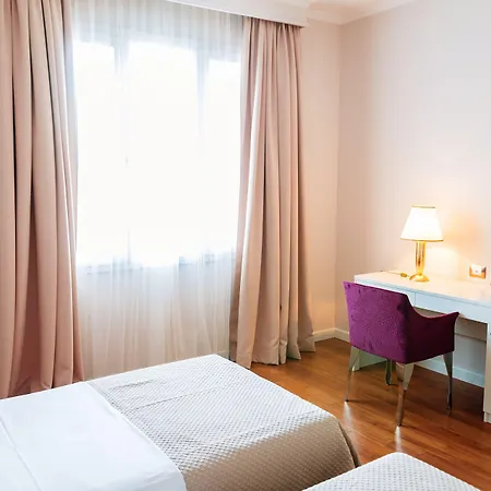 Hotell Sar'otel Boutique Tirana