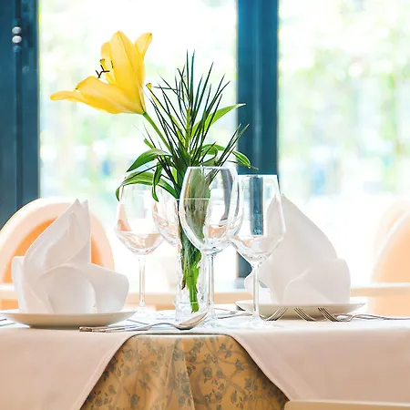 Hotell Sar'otel Boutique Tirana