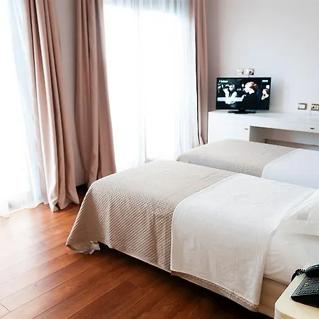 Hotell Sar'otel Boutique Tirana