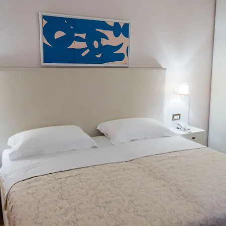 Szálloda Sar'otel Boutique Tirana