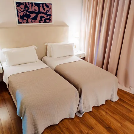 فندق Sar'otel Boutique تيرانا