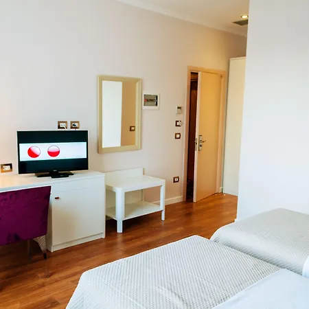 فندق Sar'otel Boutique 4*