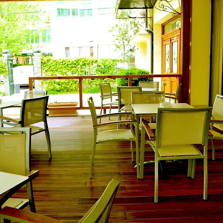 酒店 Sar'otel Boutique 地拉那