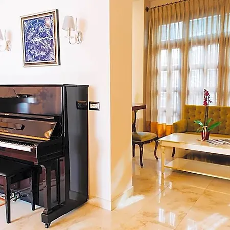 Sar'otel Boutique 4* Tirana