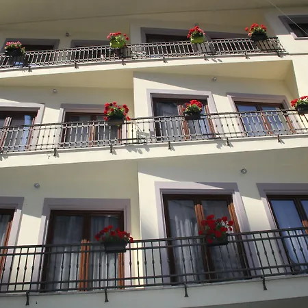Sar'otel Boutique Szálloda 4*