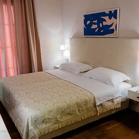 فندق Sar'otel Boutique 4*