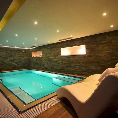 Sar'otel Boutique Hotel 4*